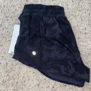 Lululemon hotty hot shorts